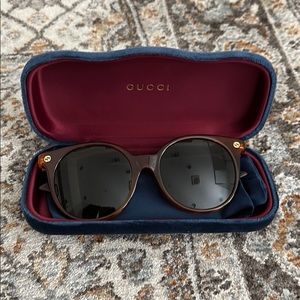 GUCCI Sunglasses GG0091S
